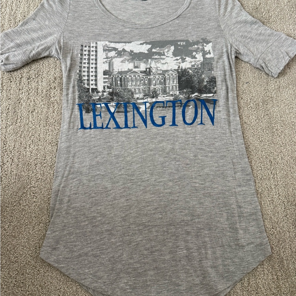 Gray Lexington KY Graphic Women's Top